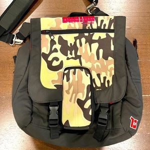 BURTON messenger bag
